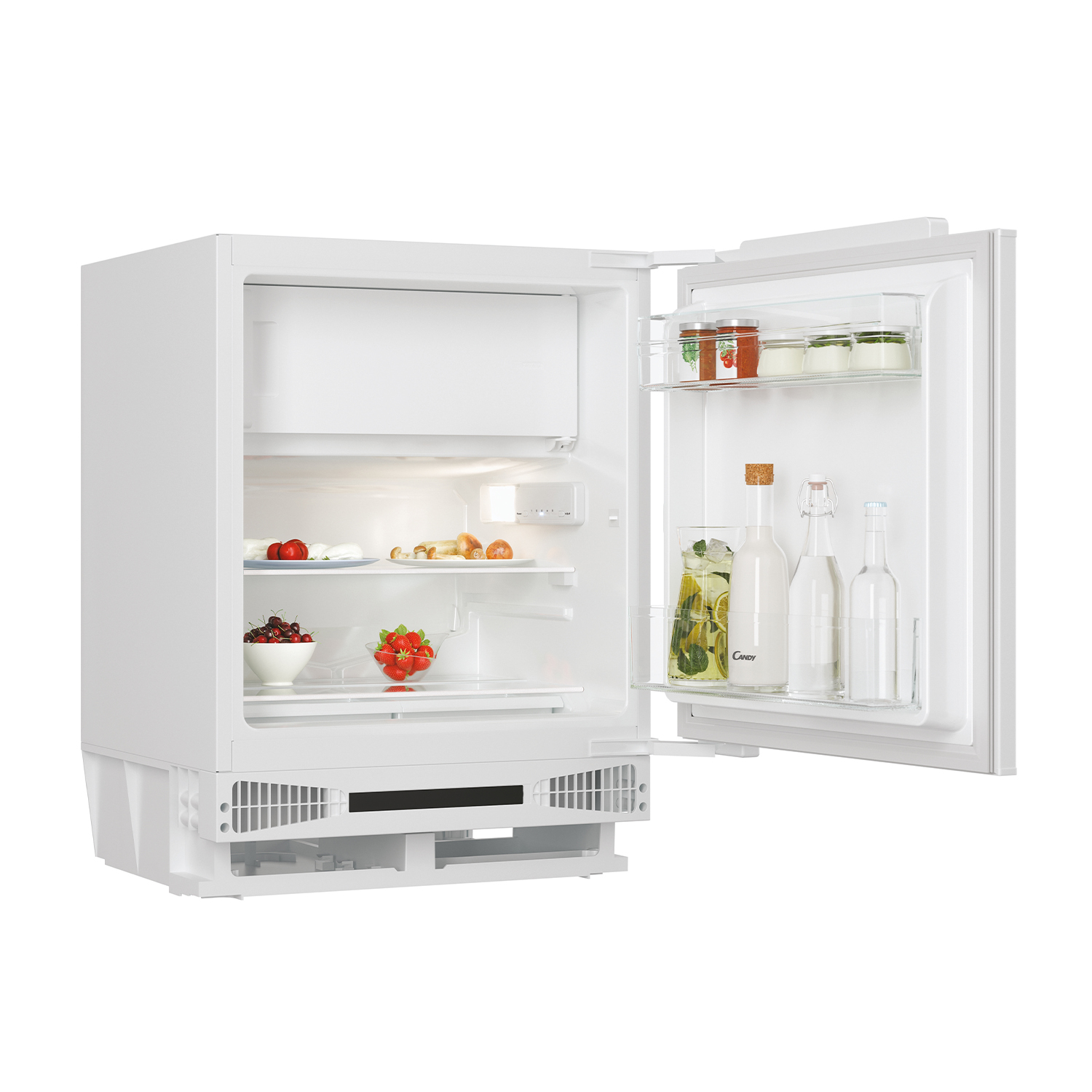 Frigorifero bianco con porta aperta, con cibo all'interno sugli scaffali.