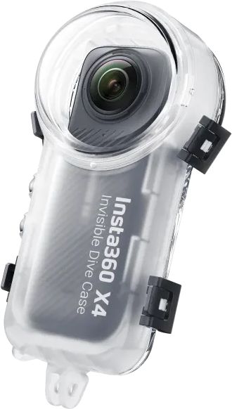 Insta360 X4 Unterwasser-Tauchgehäuse. Klares Plastik mit der Kamera darin.
