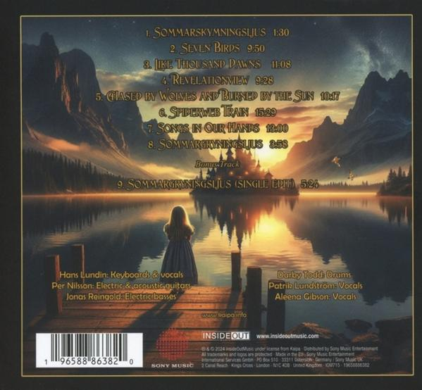 CD-Cover mit See- und Berglandschaft, Text mit Songtiteln, Interpretenangaben.