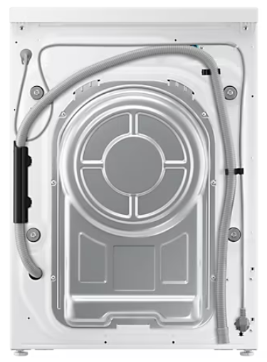 Tył białej pralki. Ma szary wąż i srebrną część środkową. Białe tło.