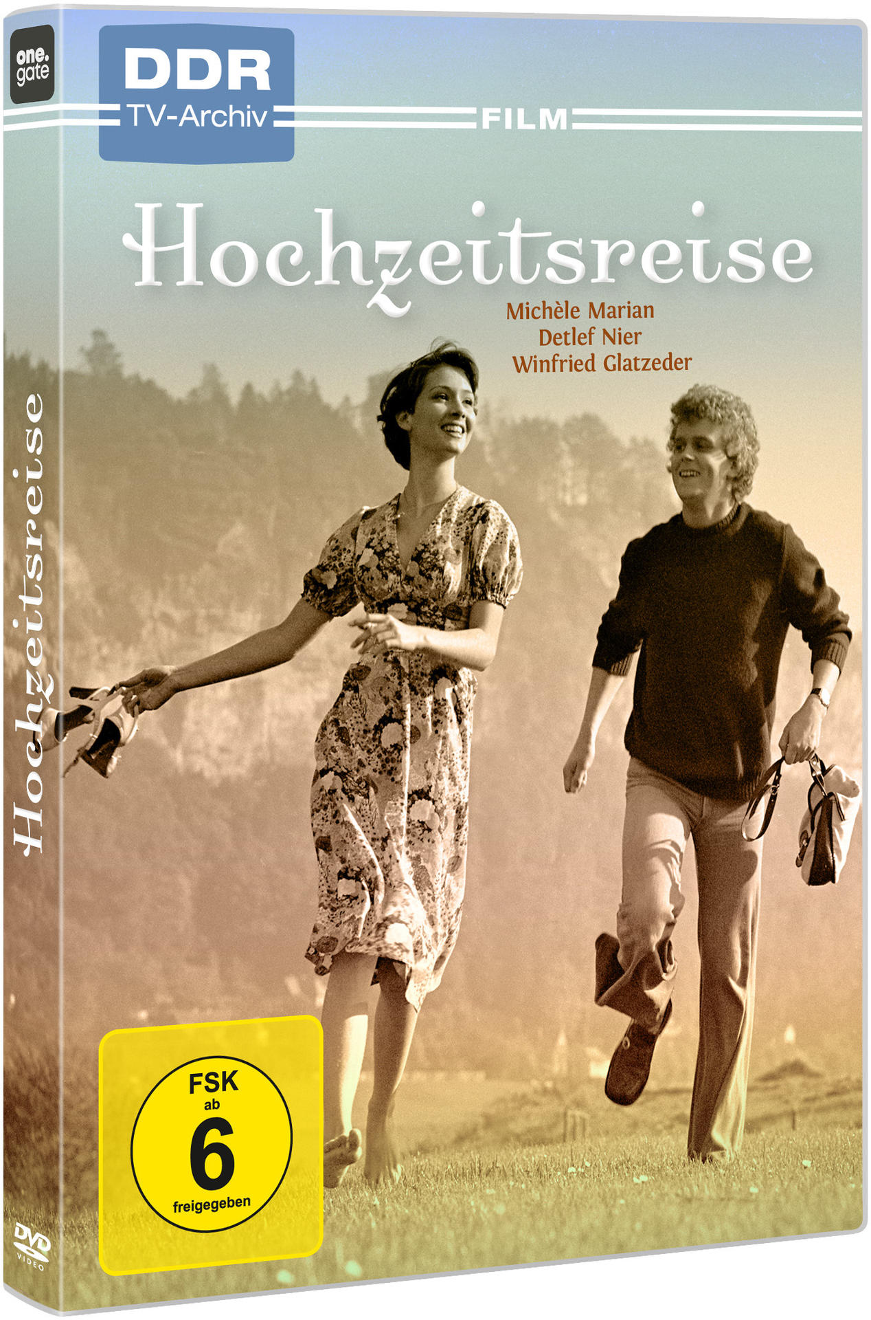 DVD-Hülle des deutschen Films 'Hochzeitsreise', ein Paar geht und lächelt.