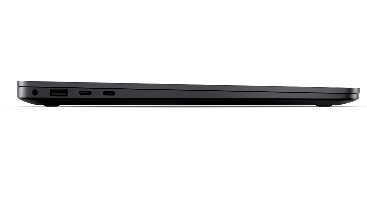 Zijaanzicht van een zwarte laptop, met poorten en connectoren.