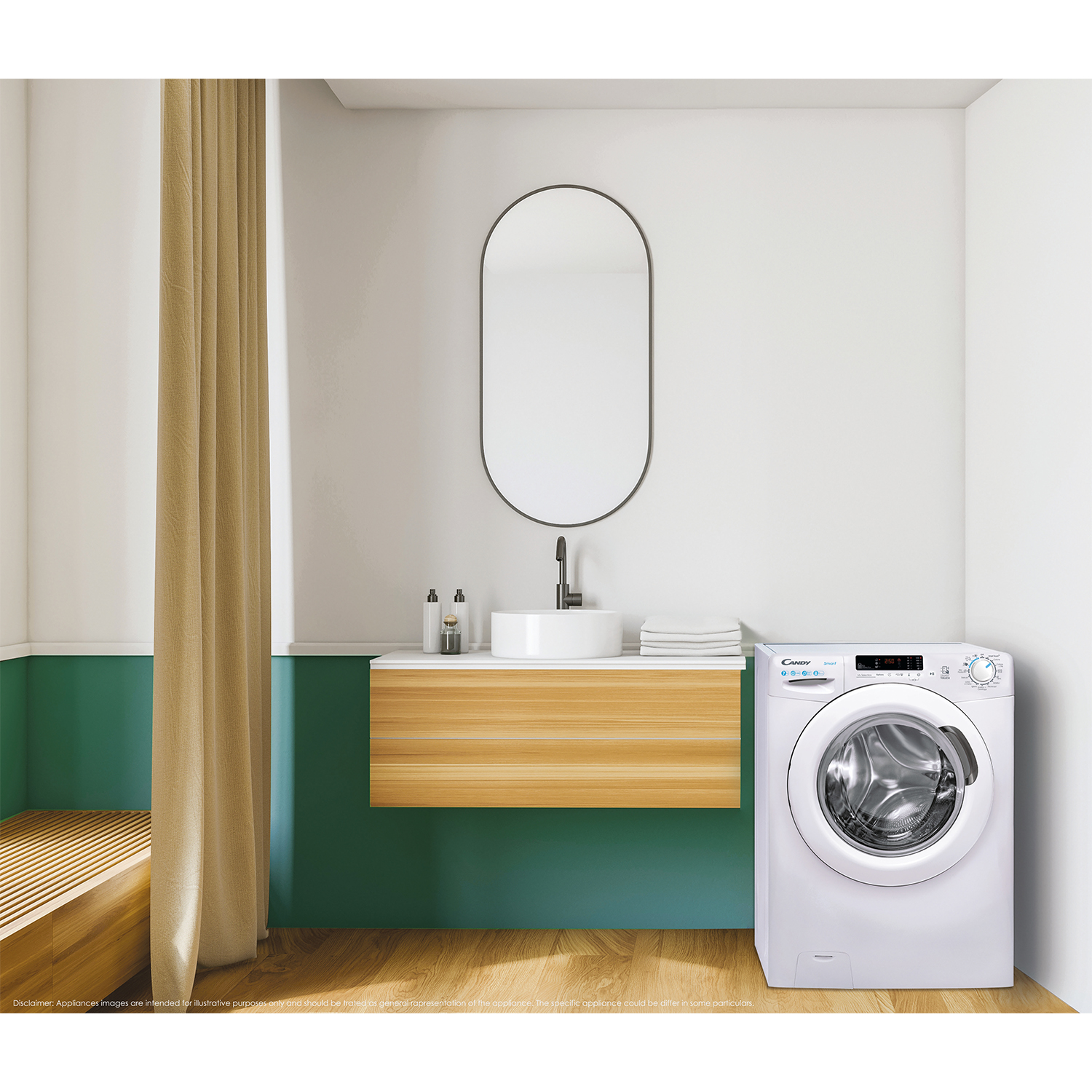 Una lavatrice Candy bianca in un bagno. C'è uno specchio, un lavandino e una parete verde e bianca.