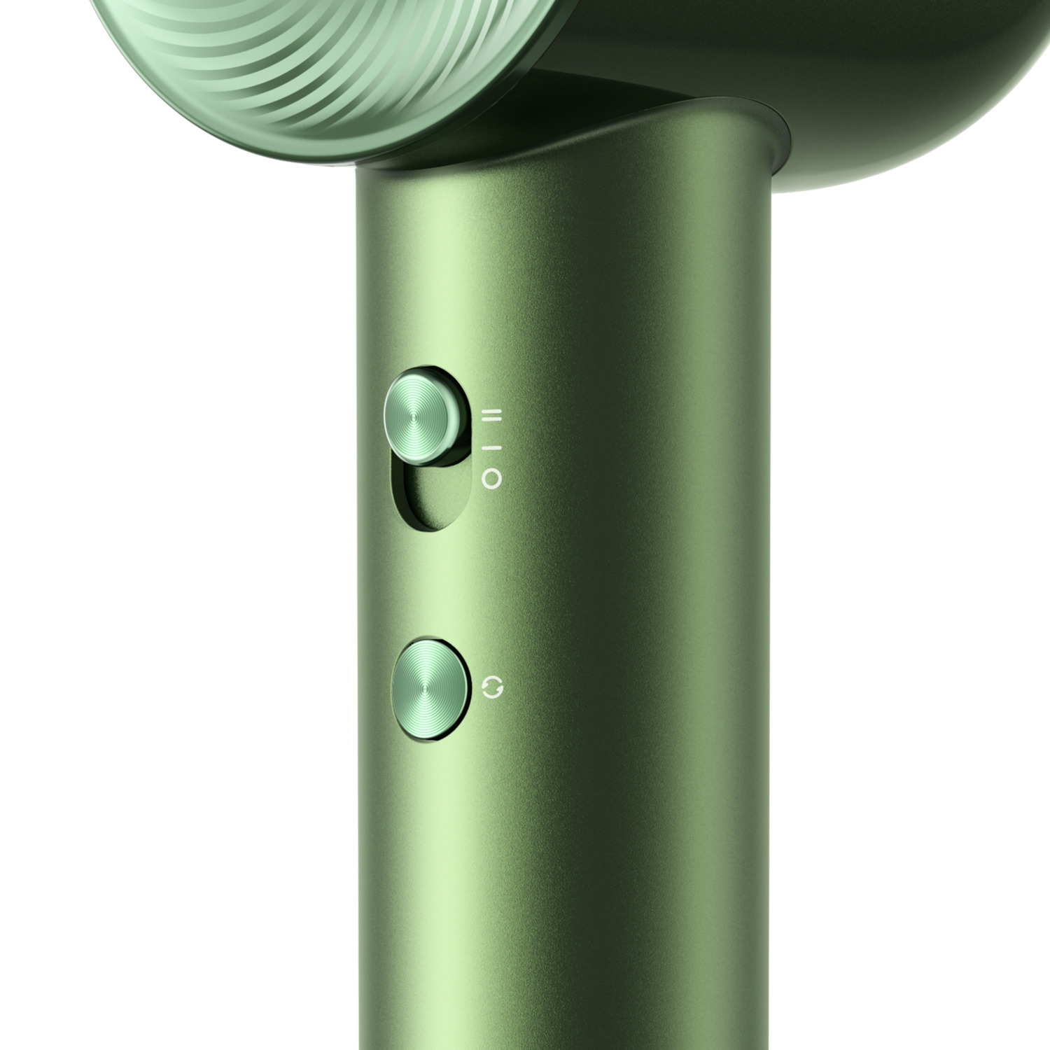 Close-up van een groene haardroger. Voorzien van vermogens- en warmtestanden en een knop met een symbool. Witte achtergrond.