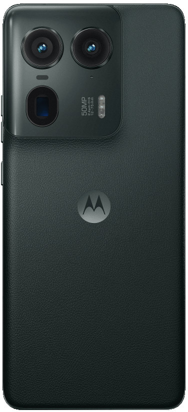 Zbliżenie czarnego telefonu z trzema aparatami, logo Motorola i teksturowanym tyłem.