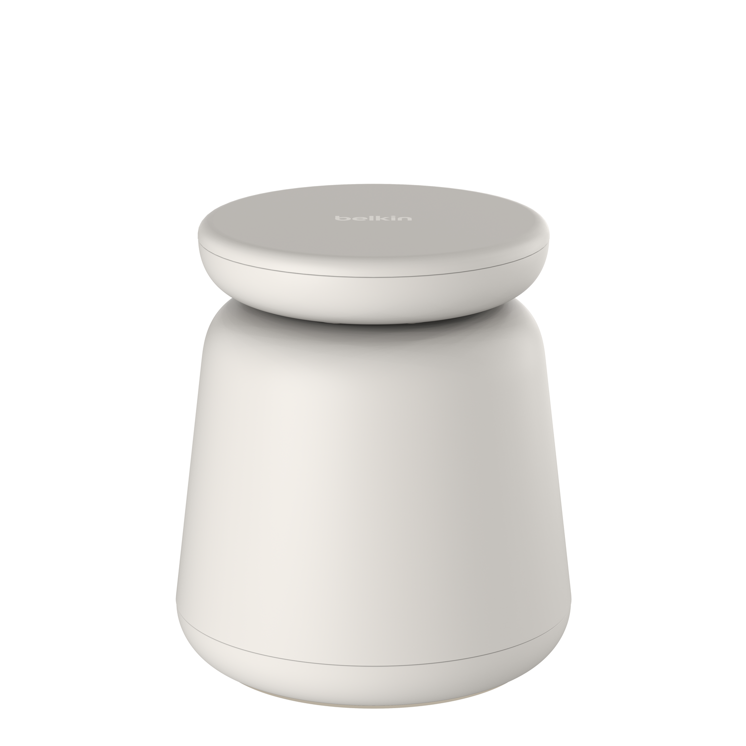 Een tweedelig, lichtgrijs Belkin-apparaat. De bovenkant is een kleine, ronde schijf. De onderkant is een grotere, gebogen, cilindrische basis.