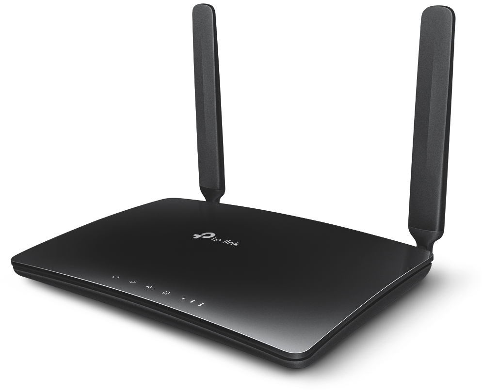 Egy fekete TP-Link router két antennával, fehér háttéren. A routeren jelzőfények vannak.