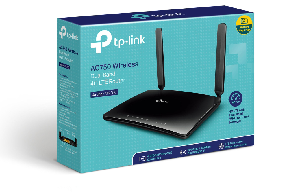 Tp-link AC750 vezeték nélküli router dobozban, antennákkal, fehér háttéren.