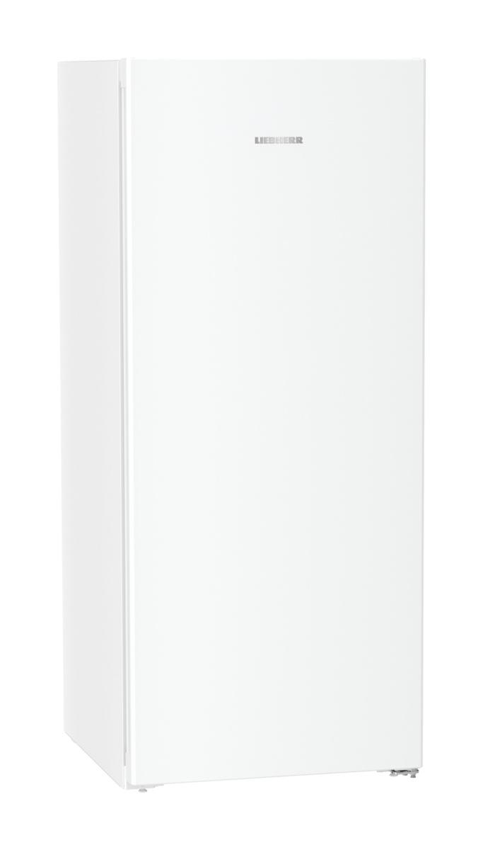 Weißer Kühlschrank mit dem Liebherr-Logo auf der Tür, vor weißem Hintergrund.