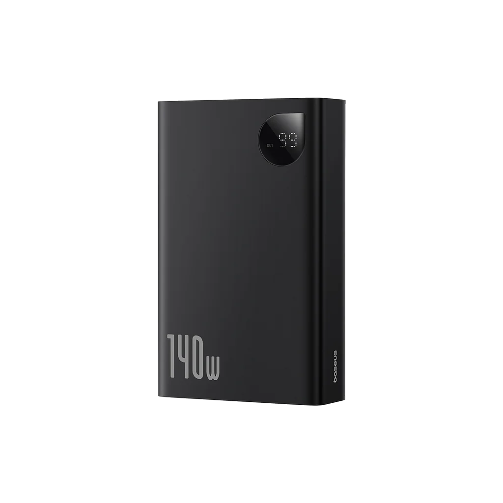 140W yazılı ve 99 gösteren ekranlı siyah powerbank.