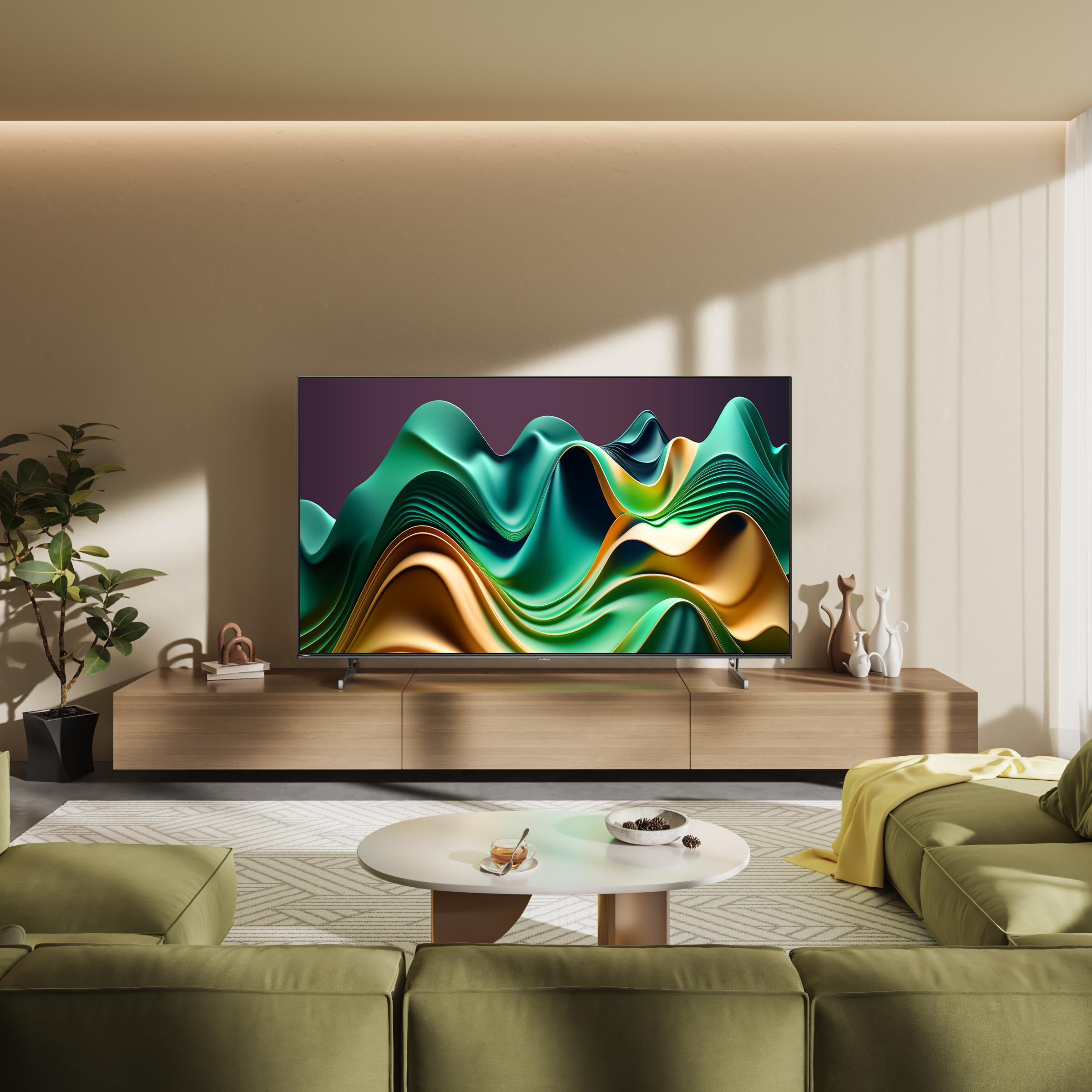 Ein Wohnzimmer mit großem TV und abstrakter Kunst.