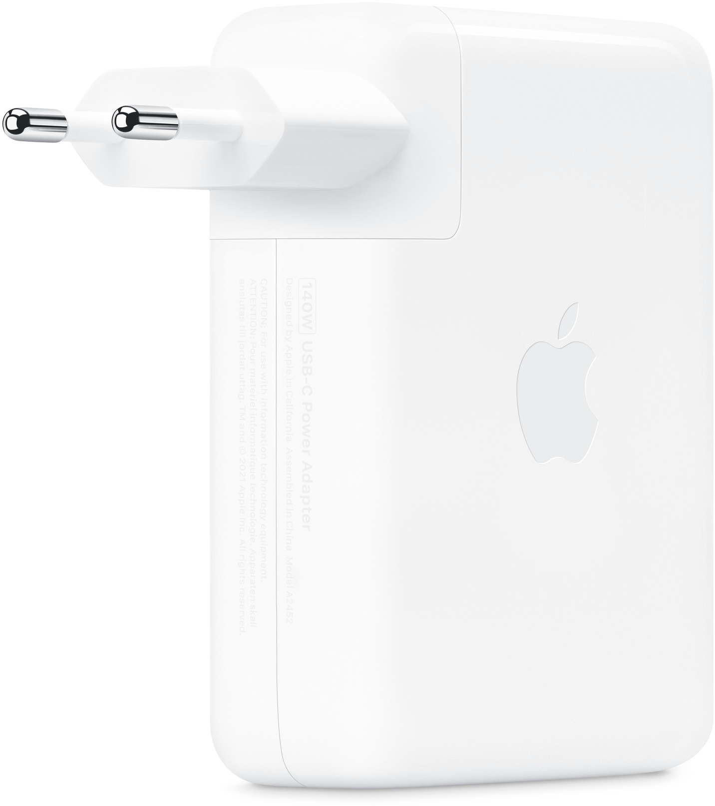 Fehér Apple hálózati adapter dugóval. Apple logó. Fehér háttér.