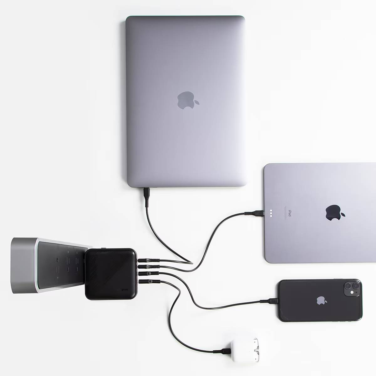 Cargador - Targus APA109GL, De pared, 100 W, 2 x USB-C 2 x USB-A, Negro