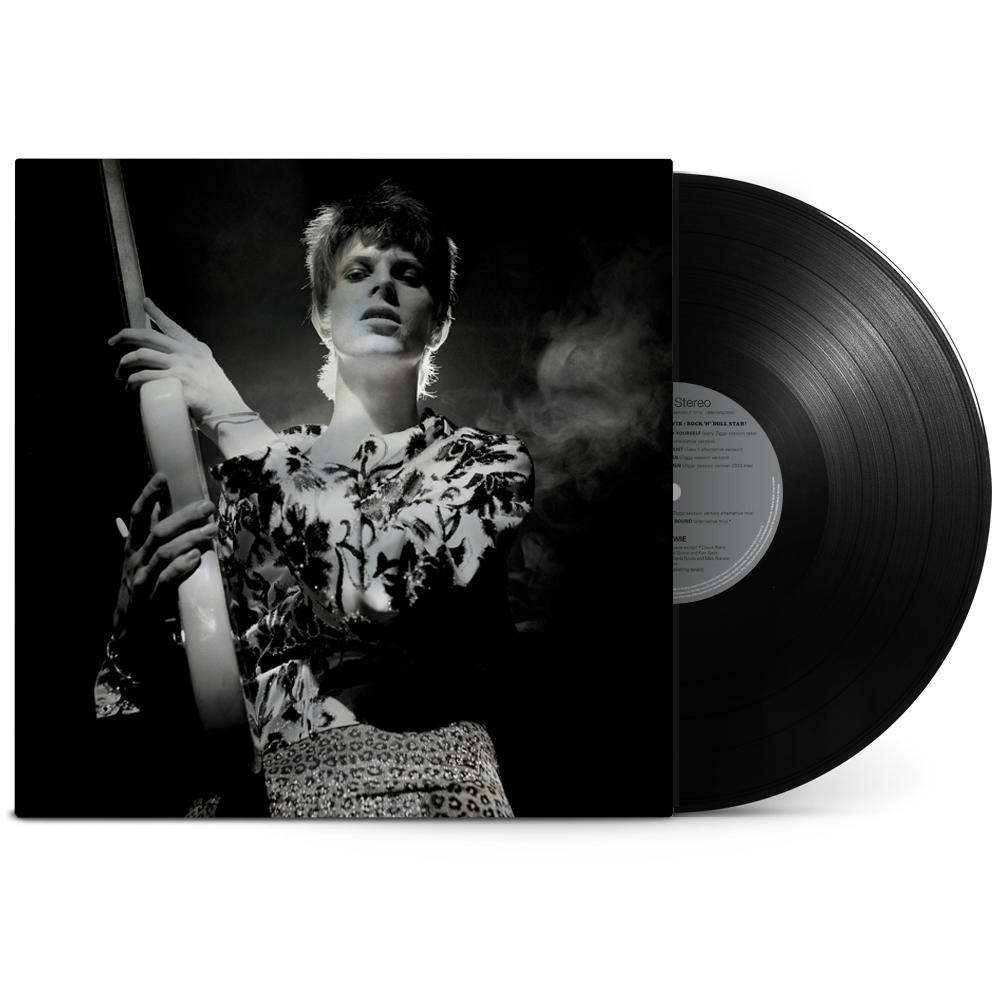 David Bowie album borítója fekete bakelit lemezzel.