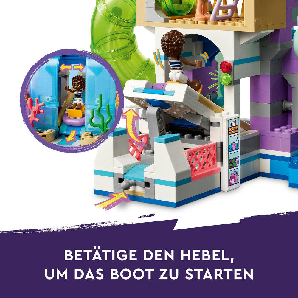 Ein LEGO-Set zeigt eine farbenfrohe Spielstruktur mit Figuren. Text: 'BETÄTIGE DEN HEBEL, UM DAS BOOT ZU STARTEN'.