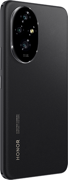 Fekete telefon hátlap, kamerával.
