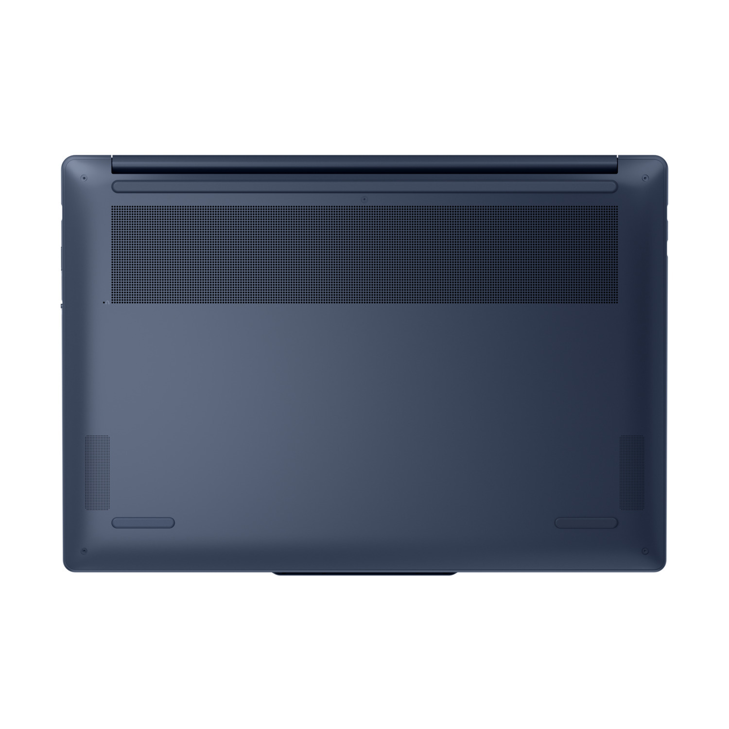 Donkerblauwe laptopbodem. Heeft ventilatieopeningen en openingen voor koeling.