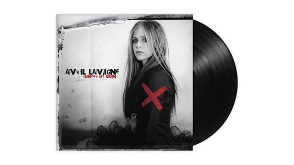 Avril Lavigne album borító, fekete-fehér fotó. Egy fekete bakelit lemez látható.