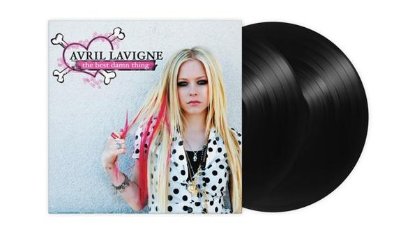 Avril Lavigne albumborítója, albummal és két fekete bakelit lemezzel.