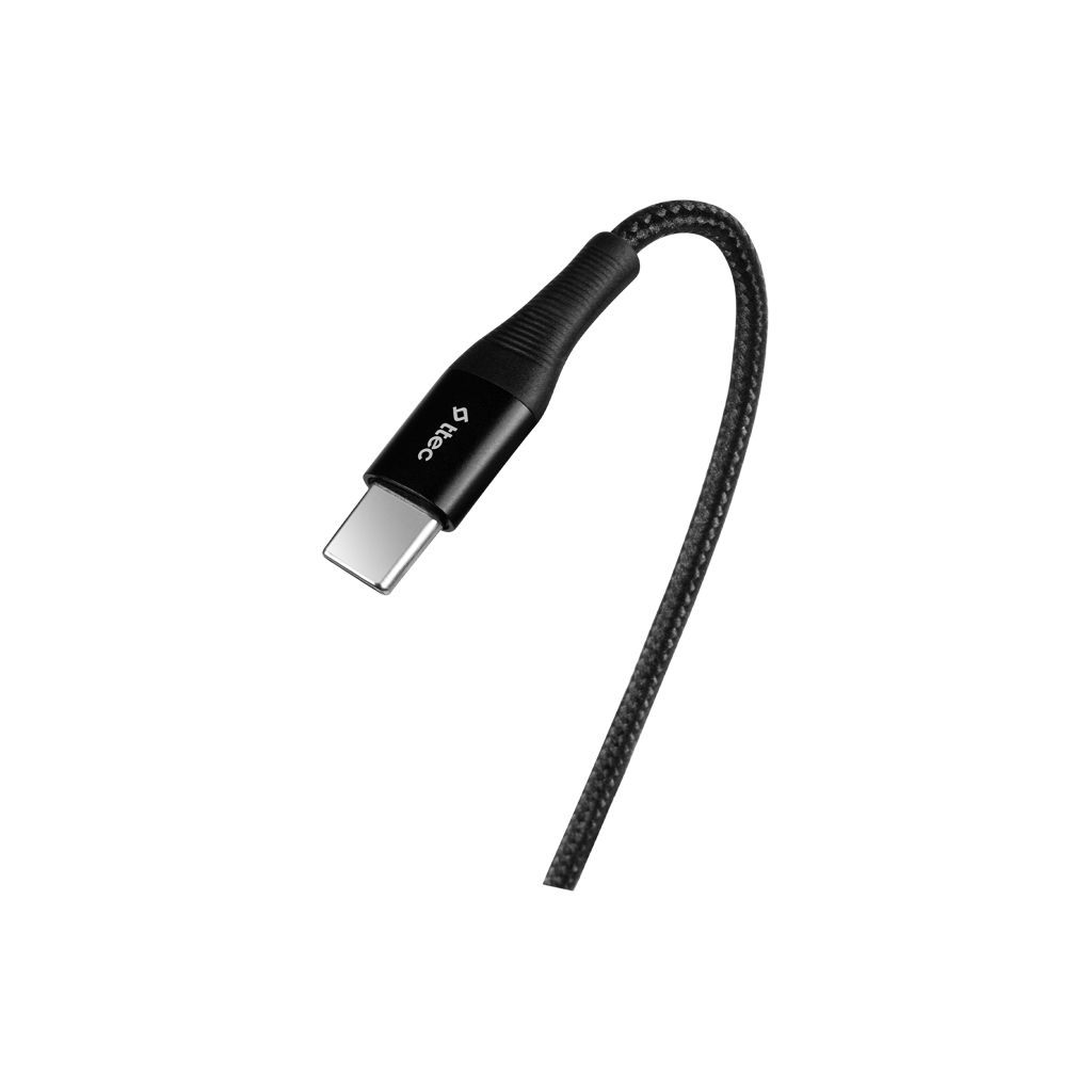 Siyah USB-C kablosu siyah arka planda. Kablo örgülü dokuya ve konektörde 'tec' logosuna sahip.