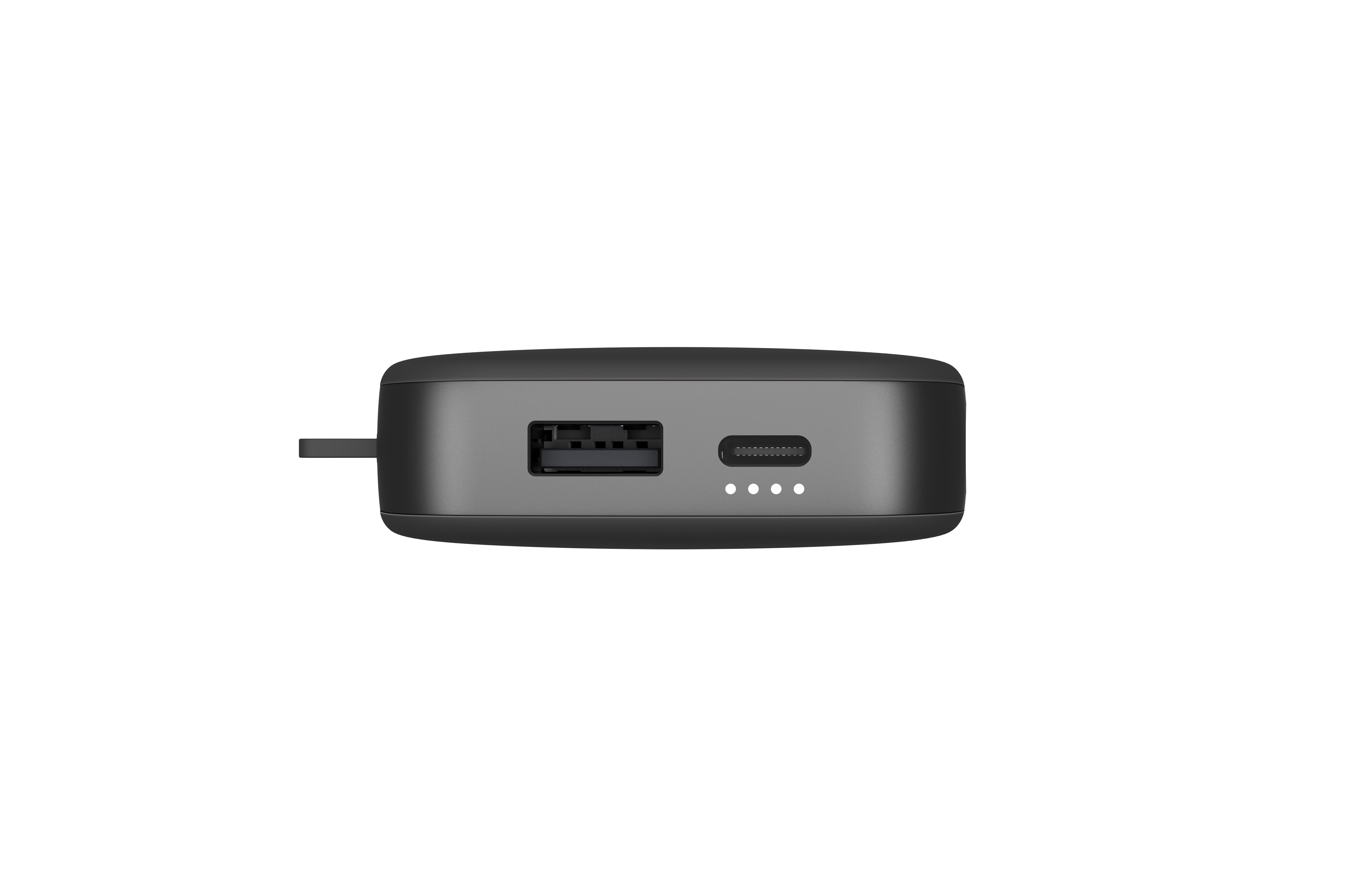 Eine schwarze Powerbank mit USB- und USB-C-Anschluss, Draufsicht, weißer Hintergrund.