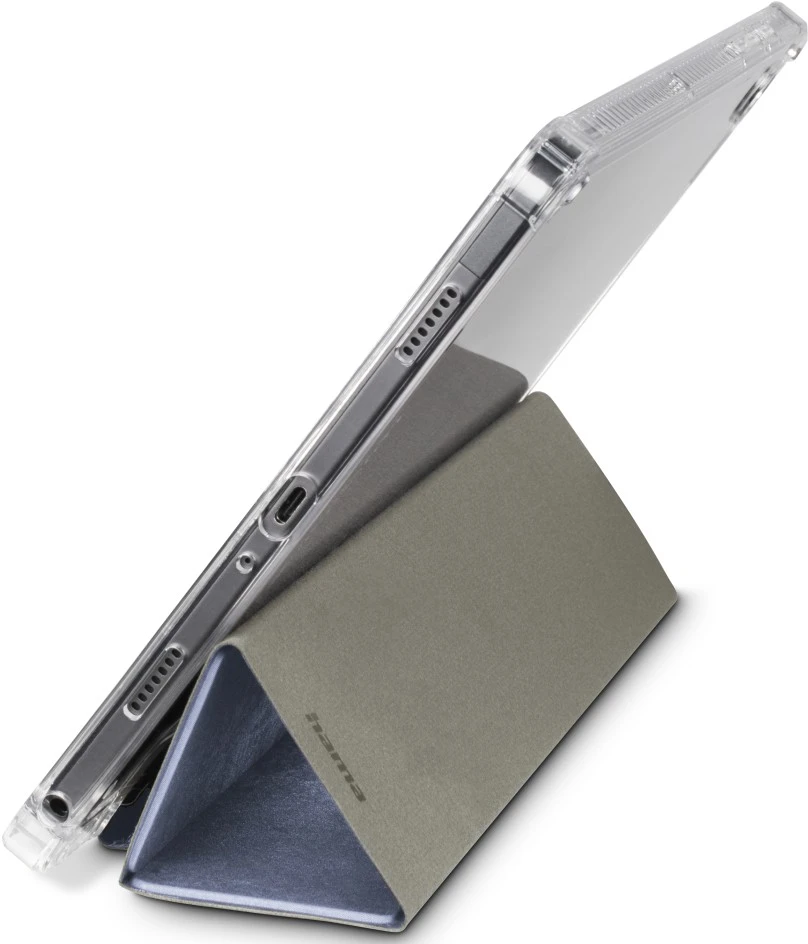 Ein Tablet, das in einer Hülle mit klarer Vorderseite und einem grauen, dreieckigen Ständer aufgestellt ist.