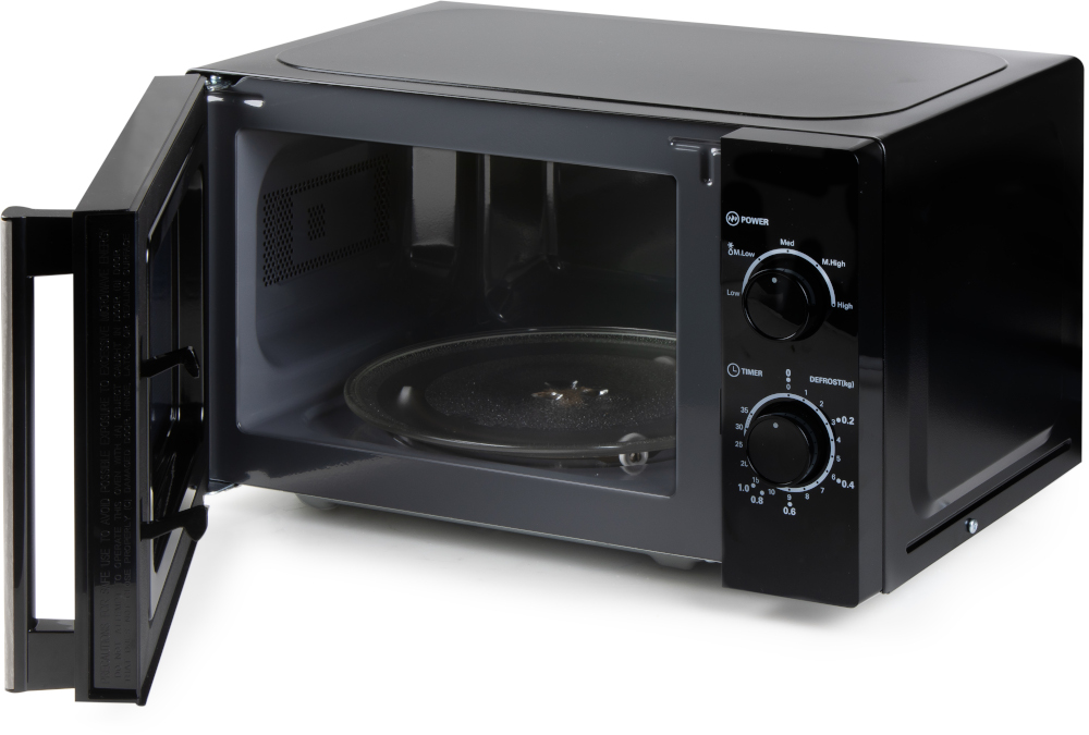 Micro-ondes noir avec la porte ouverte, montrant l'intérieur et le panneau de commande.