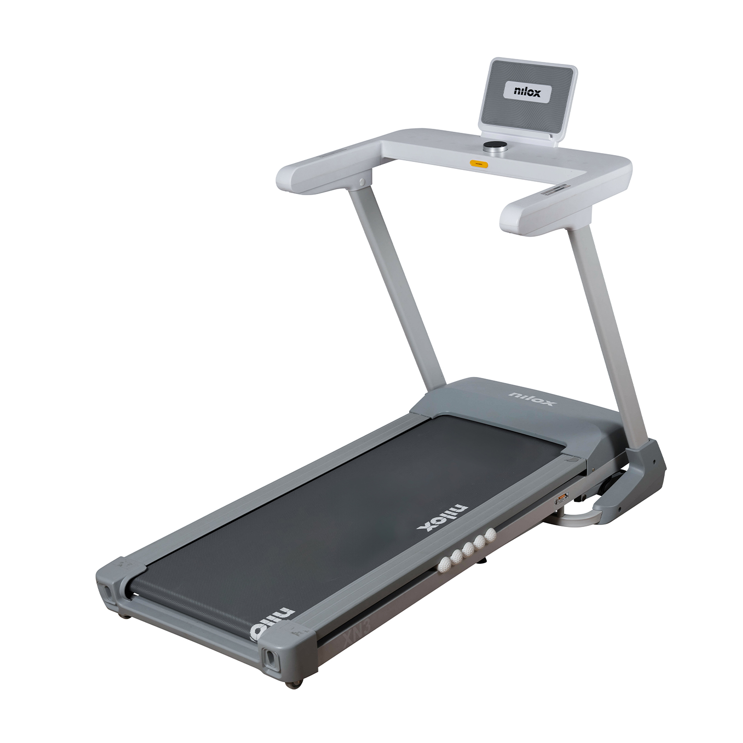 Un tapis roulant grigio con display digitale, bracci bianchi e pulsanti.