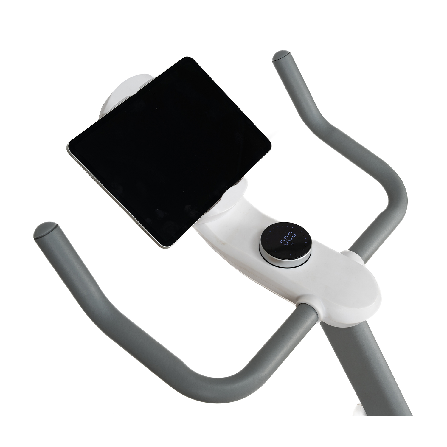 Bicicletta da spinning con supporto per tablet e display digitale. Sono visibili i manubri.