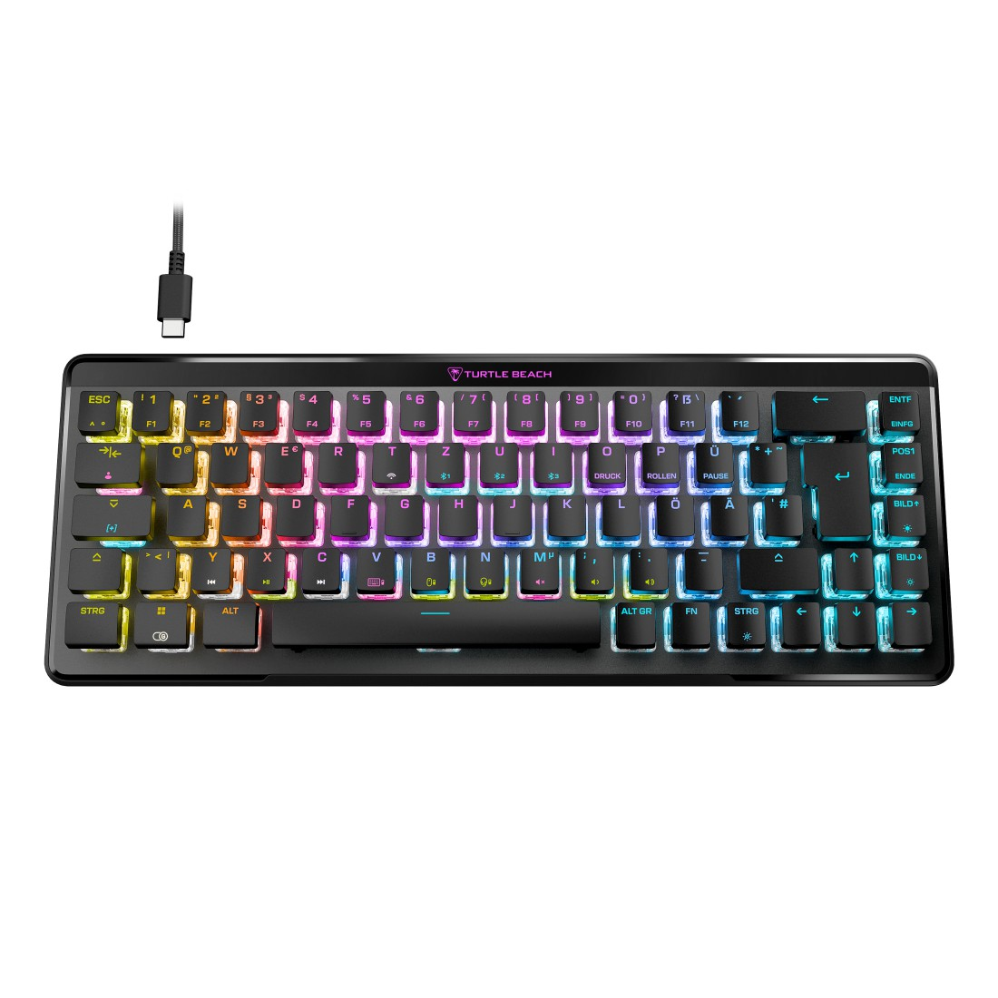 Eine schwarze Tastatur mit regenbogenfarben beleuchteten Tasten. Sie hat ein USB-C-Kabel und das Turtle Beach Logo.