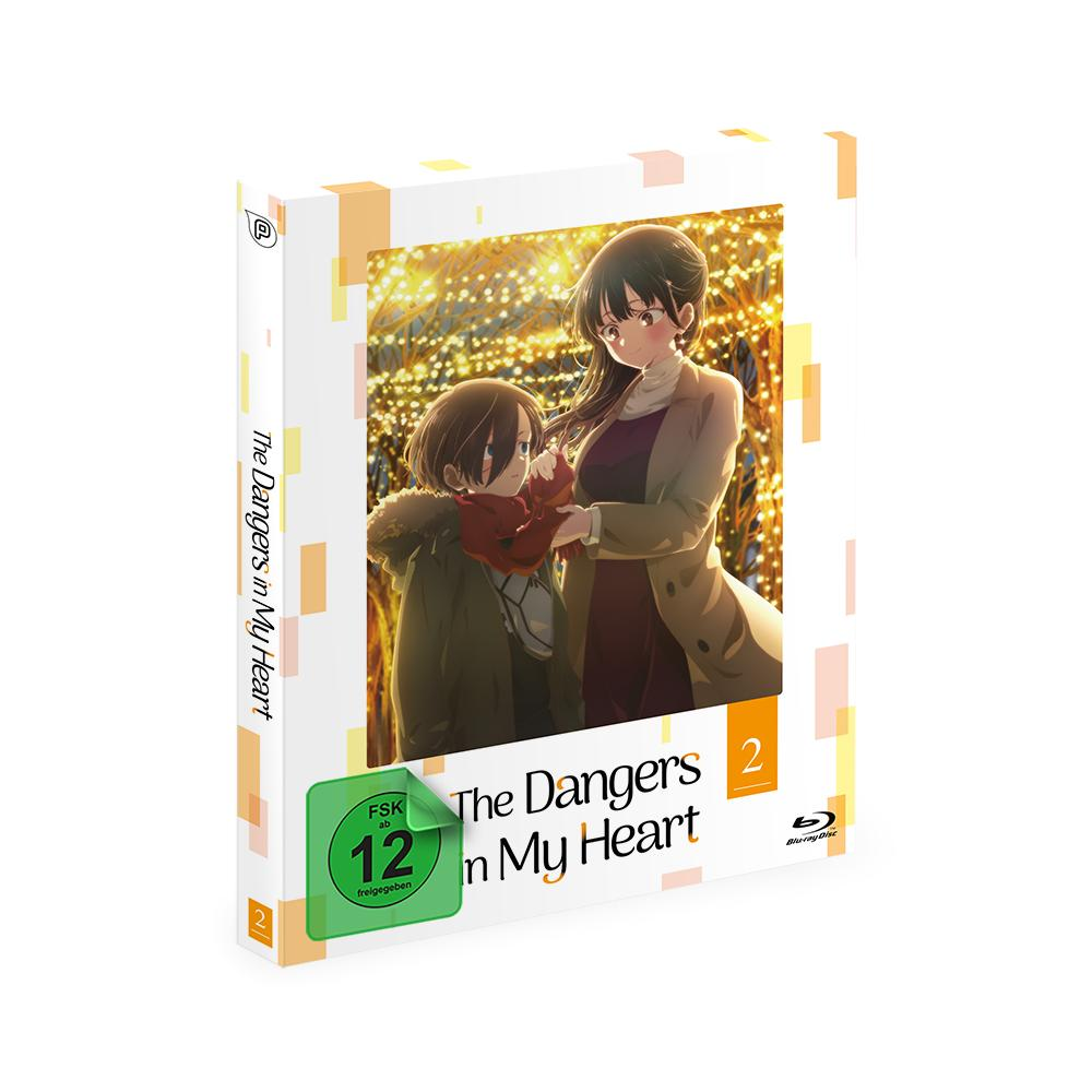 Eine DVD-Hülle eines Animes, 'The Dangers in My Heart', zeigt zwei Charaktere in einer verschneiten Szene.