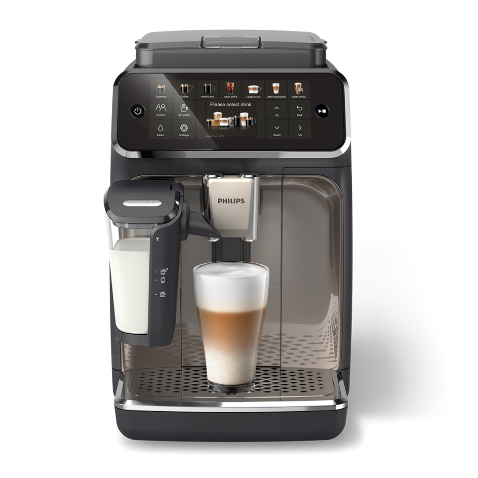 Czarny i srebrny ekspres do kawy z pojemnikiem na mleko i szklanką z latte.