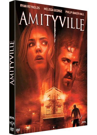 Couverture DVD du film Amityville. Avec Ryan Reynolds, Melissa George et une maison avec un ciel rouge.