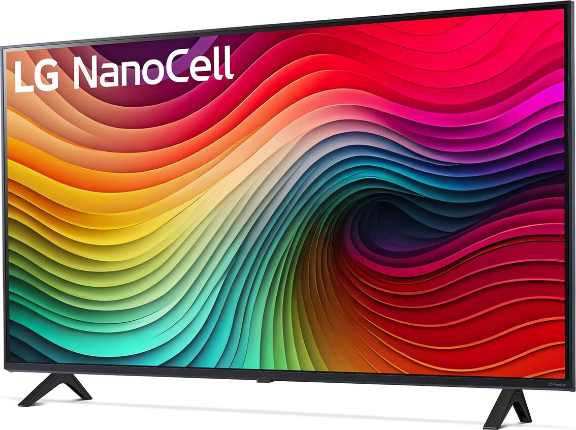 Ein großer LG NanoCell-Fernseher mit farbenfroher Bildschirmanzeige. Der Fernseher steht auf schwarzen Beinen.