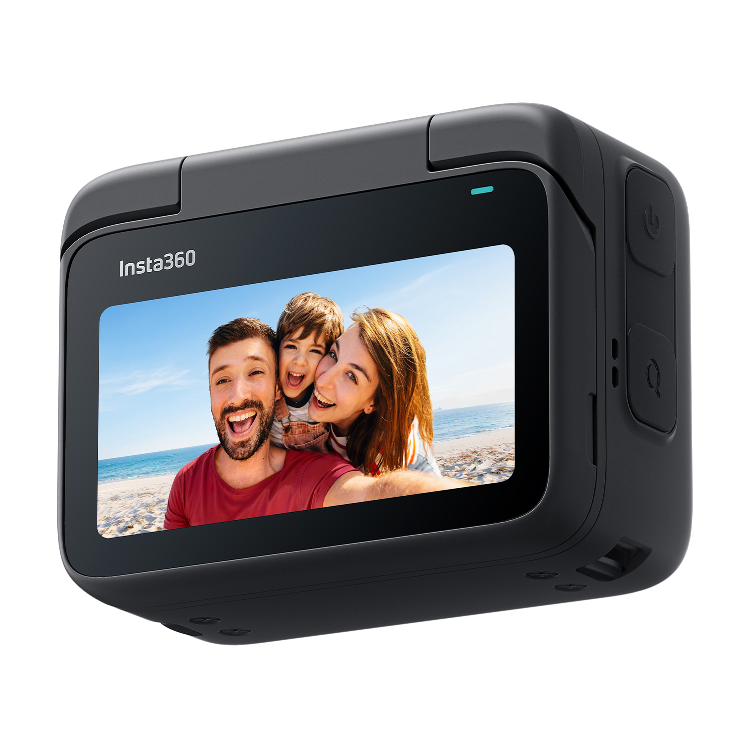 Fotocamera Insta360 che mostra una famiglia che fa un selfie sulla spiaggia.