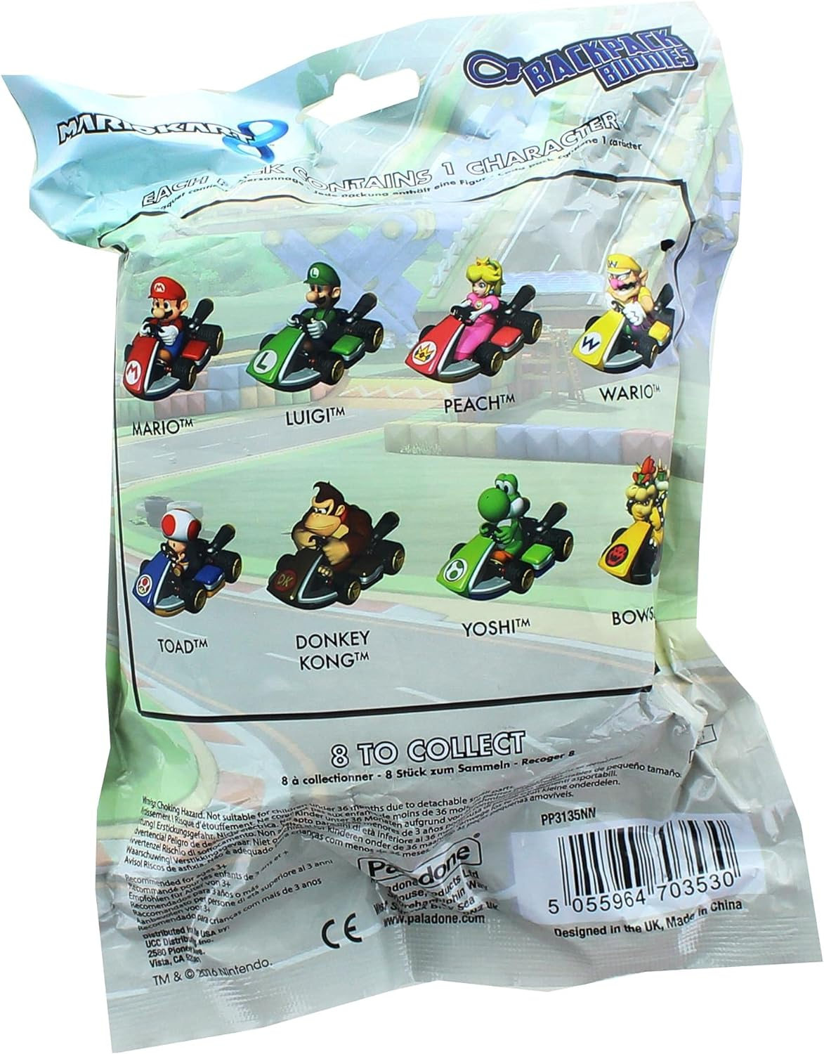 Un paquete plástico transparente que contiene ocho figuras de Mario Kart. Las figuras son visibles sobre un fondo colorido.