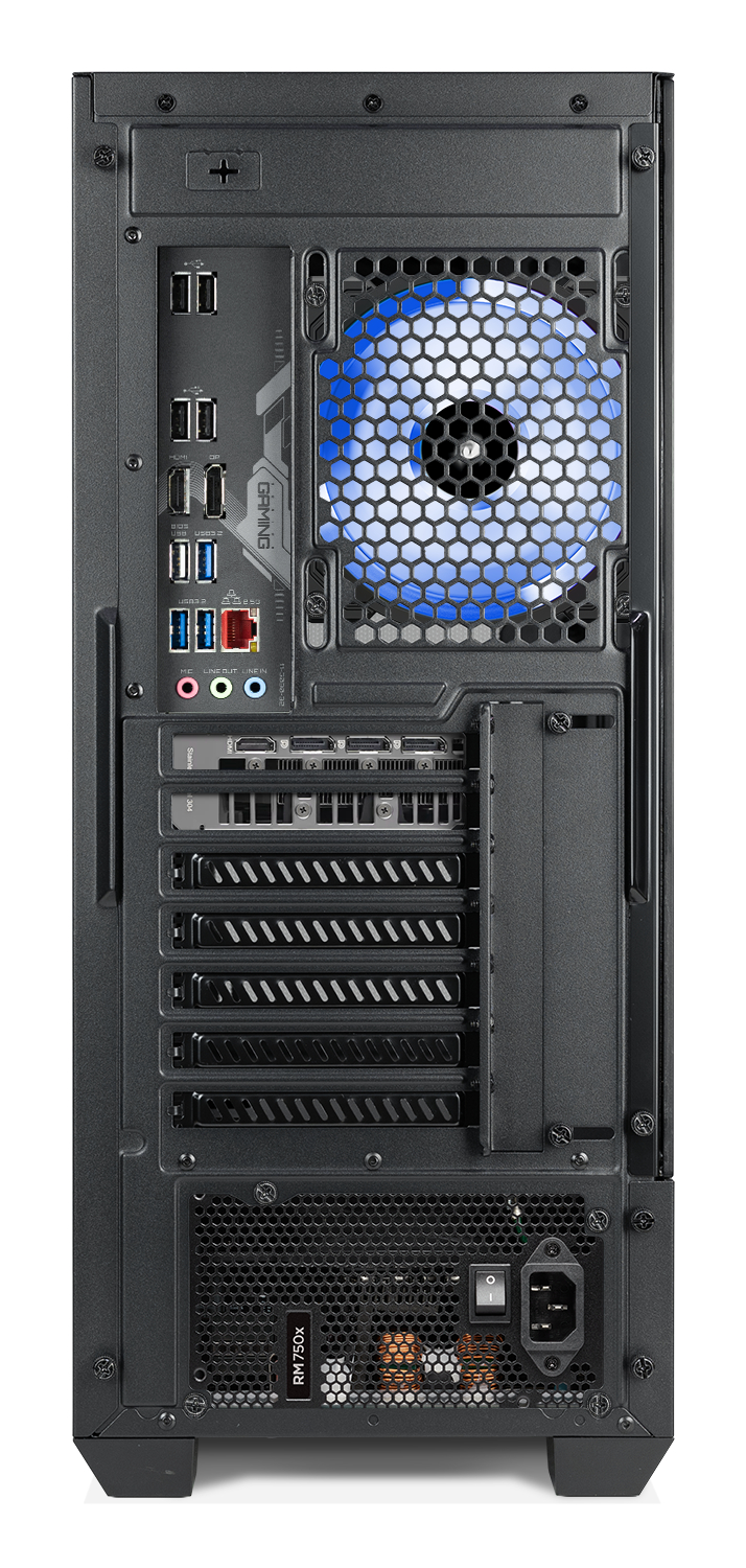 Rückseite eines schwarzen Computerturms mit blau beleuchtetem Lüfter. Viele Anschlüsse sind sichtbar.