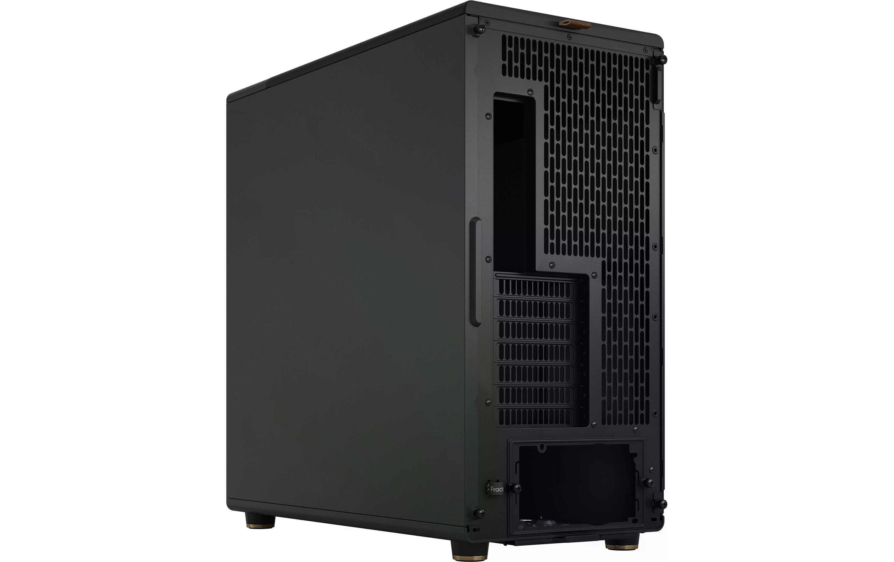 Ein schwarzes Computergehäuse steht vor weißem Hintergrund. Es hat eine Lüftung und einen Griff an der Seite, mit einem Logo unten.