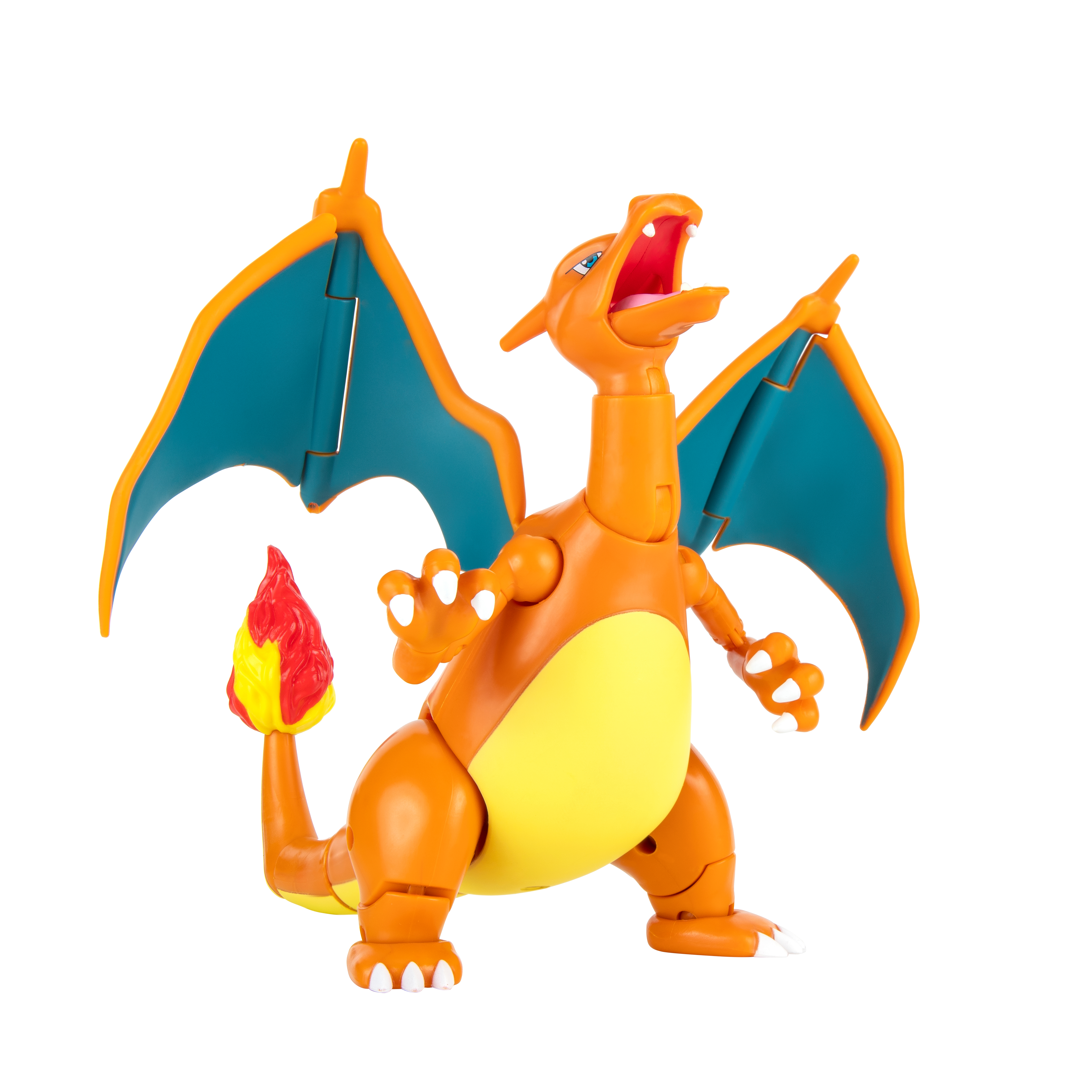 Eine Charizard-Figur, orange mit blauen Flügeln, in einer Actionpose auf weißem Hintergrund.