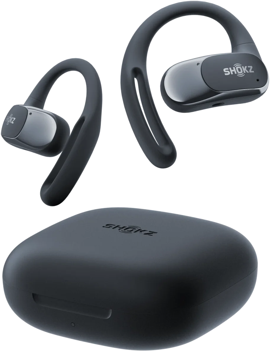 Due cuffie Shokz grigie e una custodia di ricarica. Le cuffie hanno ganci per l'orecchio. La custodia è piatta e grigio scuro.
