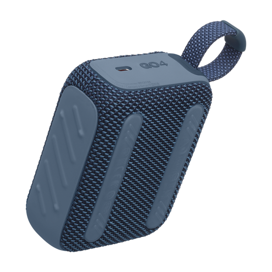 Mavi, dokulu Bluetooth hoparlör, taşıma halkasıyla, koyu bir arka planda açılı.
