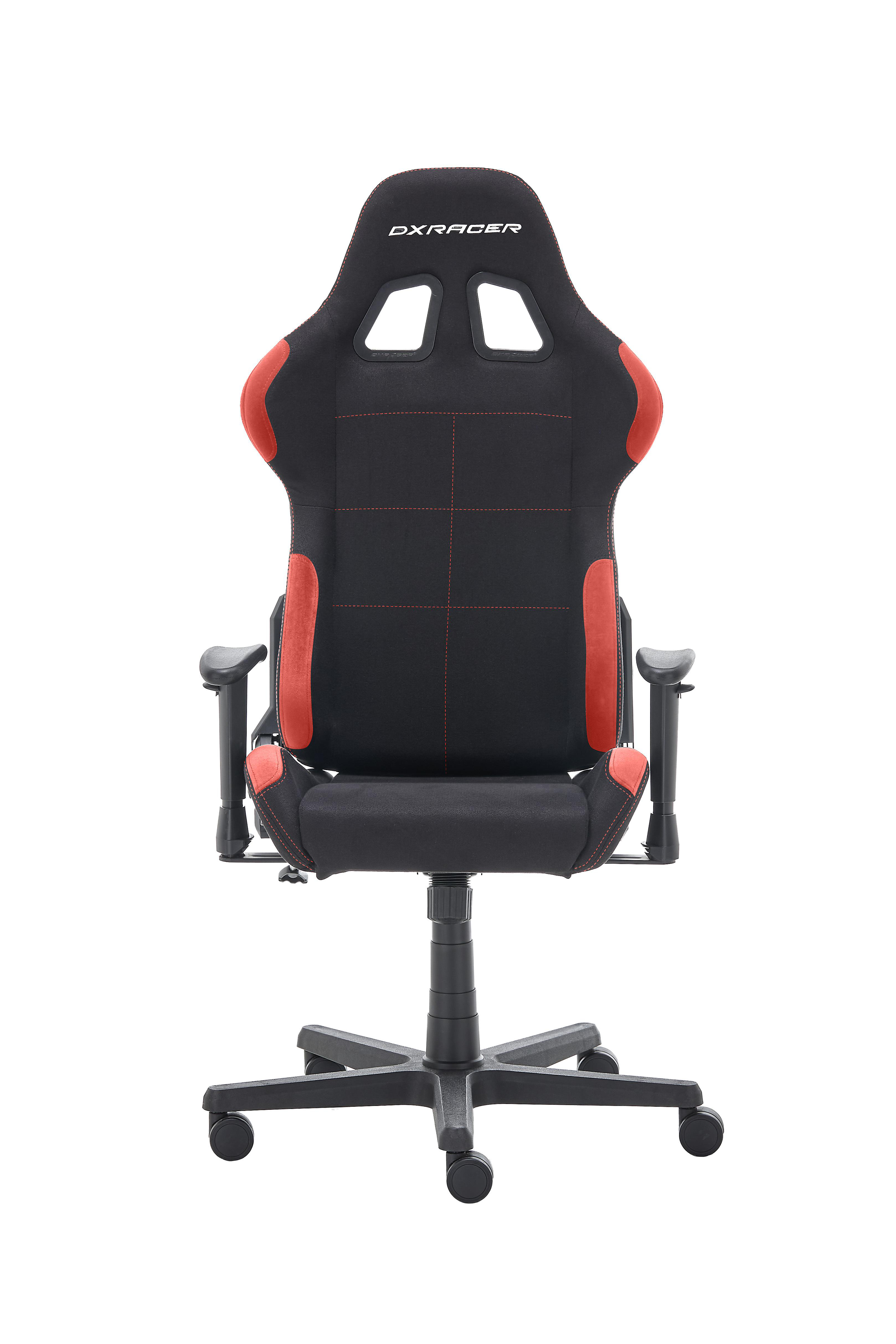 Gaming-Stuhl, schwarz und rot, mit Kopfstütze und Rollen, freigestellt auf Weiß.