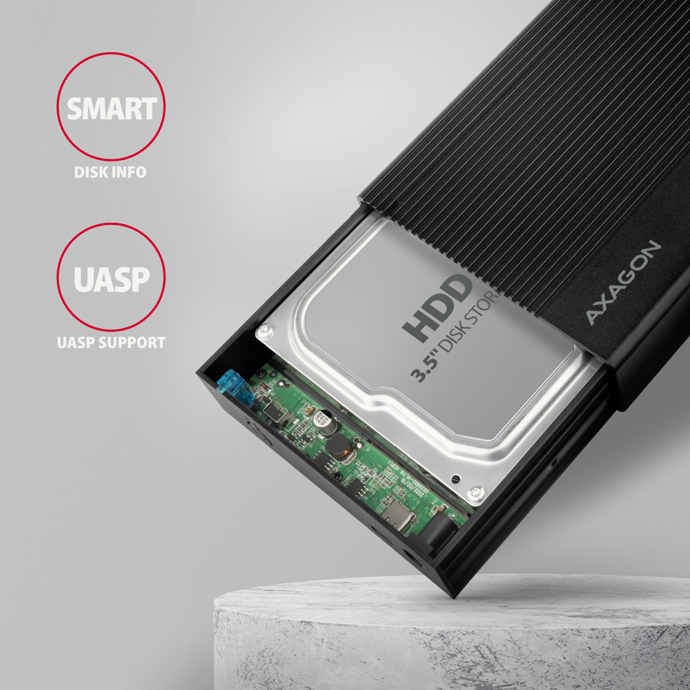 Axagon külső merevlemez ház, nyitott, merevlemezt és áramköri lapot mutat.