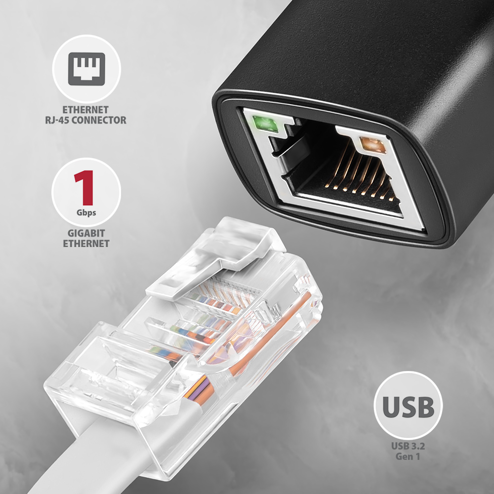 Közelkép egy hálózati kábelről és egy RJ-45 csatlakozóról, Ethernet és USB feliratokkal.