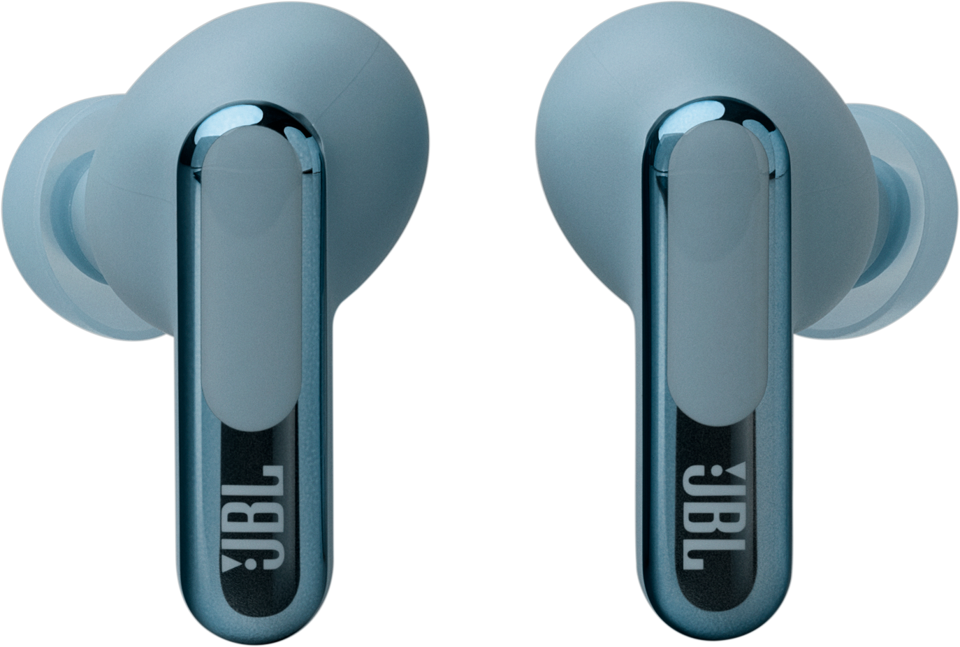 Zwei blaue JBL-Ohrhörer. Jeder hat das JBL-Logo. Schwarzer Hintergrund.