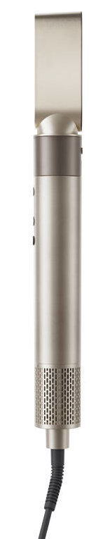 Mikrofon ze srebrnym korpusem i czarnym kablem.