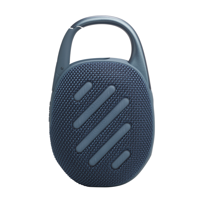 Un altavoz JBL Clip azul con un mosquetón. Tiene una cubierta de malla y un diseño circular.