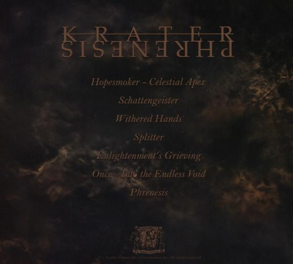 Dunkler Himmel mit Songtiteln und Bandnamen in Kupfer.
