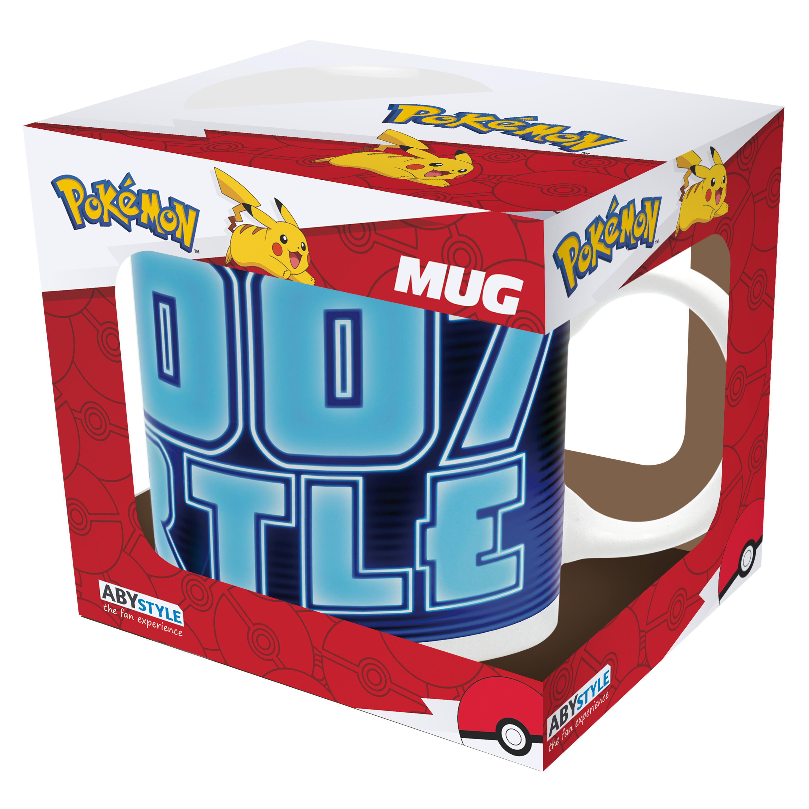Pokemon-Tasse in einer Box, mit Pikachu-Bildern und dem Wort 'Battle'.