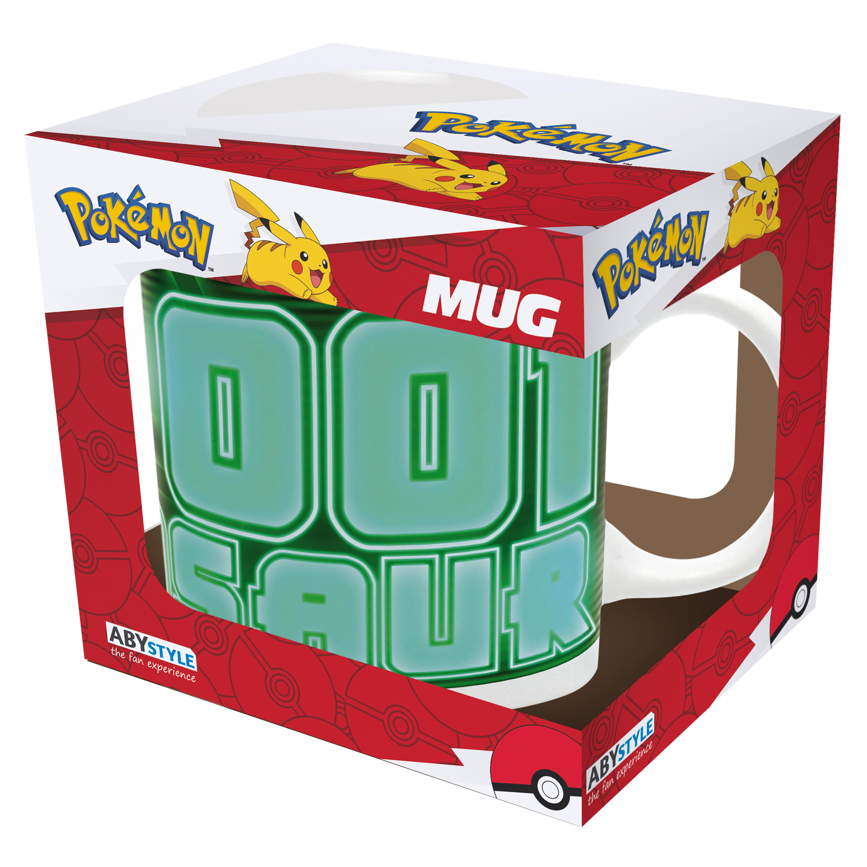 Pokemon-Tasse in Box mit Pikachu und Logo, grüner Text auf der Tasse.